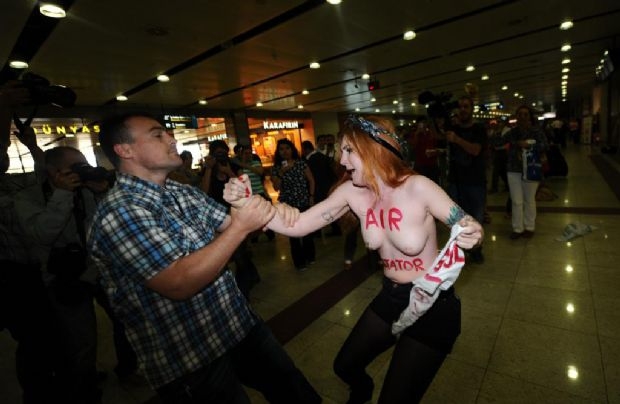 FEMEN İSTANBUL'DA 3