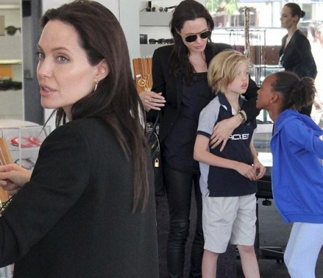 Angelina Jolie'ye büyük şok 1