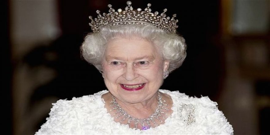 Kraliçe’nin resmi Twitter hesabı için yönetici aranıyor
