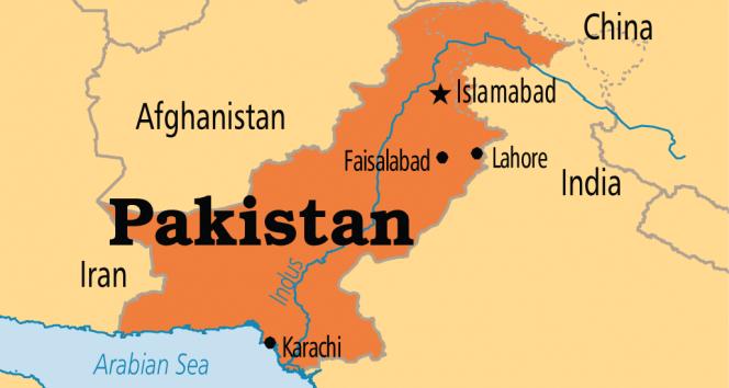 Pakistan'da bombalı saldırı: