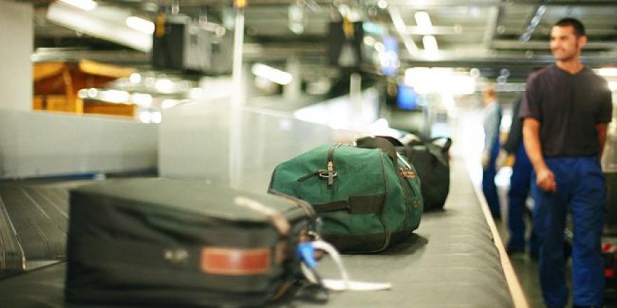 Bagaj parasına kızan yolcu havalimanını tahliye ettirdi