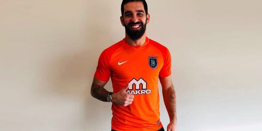 Medipol Başakşehir, Arda Turan transferini resmen açıkladı