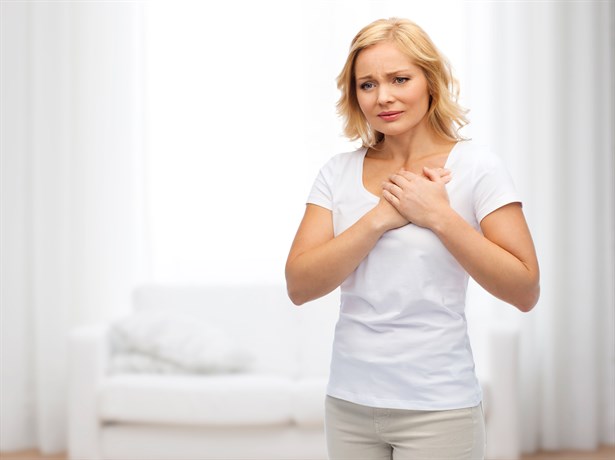 Göğüs Ağrısının 5 Önemli Nedeni