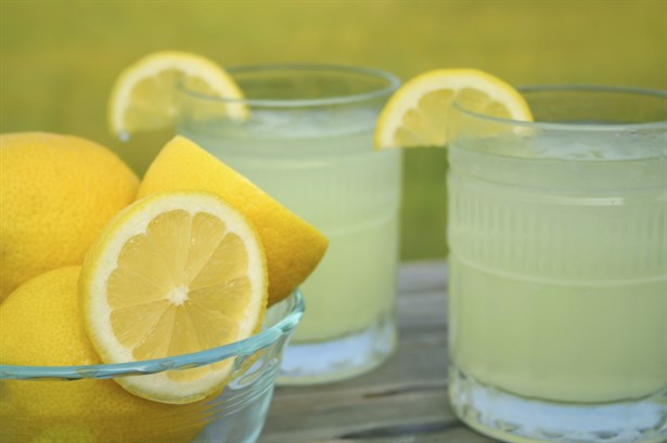Limon suyu içenler dikkat!