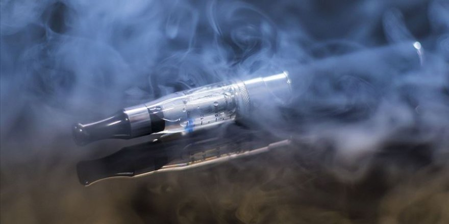 Elektronik sigaranın yol açtığı 'gizemli hastalıkta' ilk ölüm