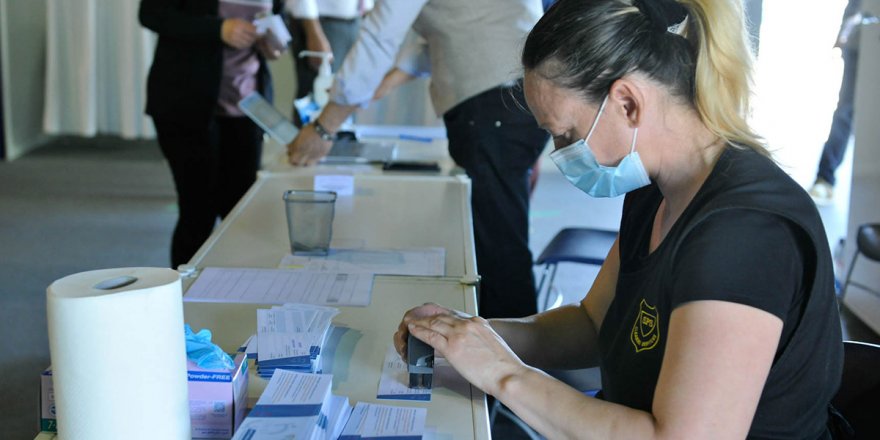 Güney Kıbrıs’ta 5 bin 244 yeni vaka tespit edildi