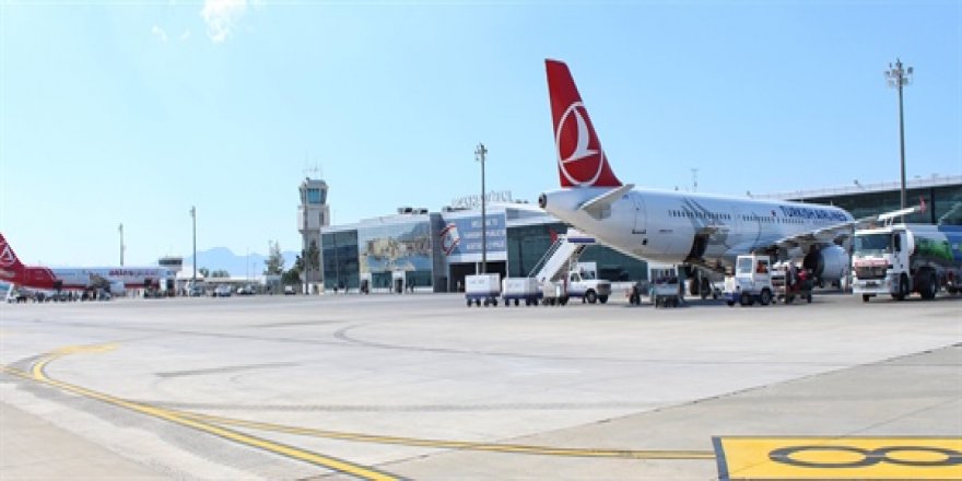 Kar nedeniyle Ercan-İstanbul arasındaki karşılıklı uçak seferleri iptal edildi