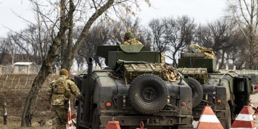 Ukrayna'nın korktuğu başına geldi! Rus ordusu Çernobil ve Hostomel'i ele geçirdi