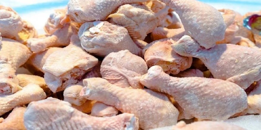 İngiltere’de Salmonella şüphesiyle tavuklu gıdalar toplatılıyor