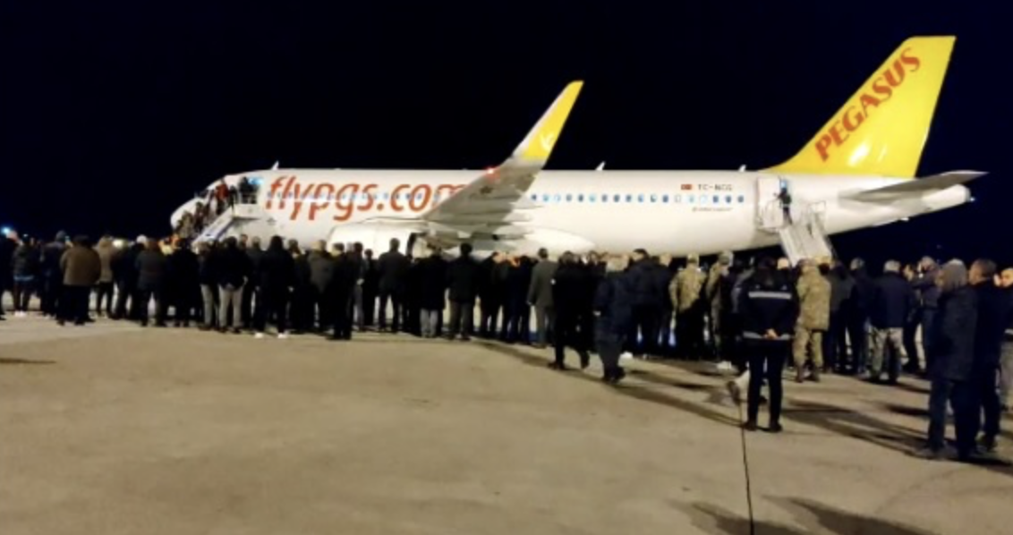 KKTC Yasta… KKTC kafilesinden 10 kişinin naaşı Ercan Havalimanı’na ulaştı