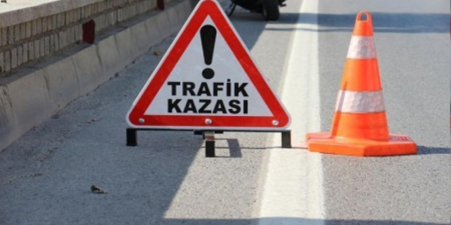 Girne’de meydana gelen kazada araç yan devrildi