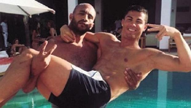 "Cristiano Ronaldo eşcinsel" iddiası