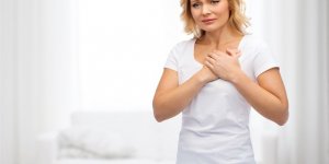 Göğüs Ağrısının 5 Önemli Nedeni