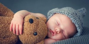 Bebeklerde uyku düzeni ne zaman başlar?