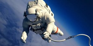 Astronotlar uyarıldı! ''Uzayda mastürbasyon yapmayın çünkü...''