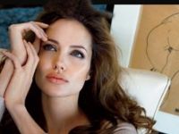 Angelina'dan şok açıklama uzun süredir...