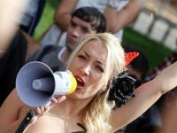 FEMEN'den Fenerbahçe maçındaki reklama tepki